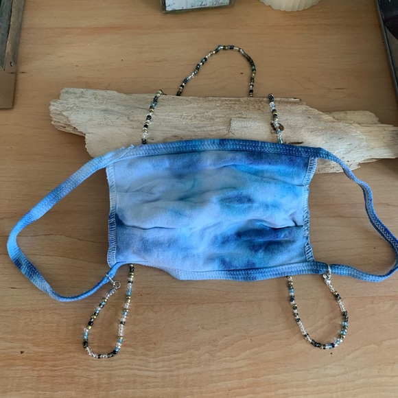 NWT blue tie dye face mask & beaded mask chain - Picture 2 of 4